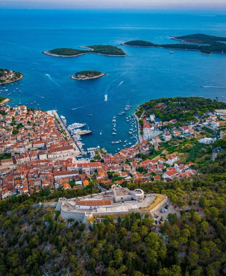 Apartments Green & Orange Hvar Town Dış mekan fotoğraf